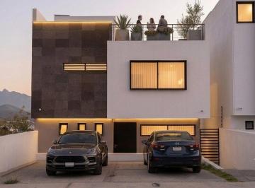 Casa · 188m² · 3 Recámaras · 2 Estacionamientos · Casa en Fraccionamiento Zibatá