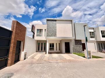 Casa de 4 habitaciones, Soledad de Graciano Sánchez · Casa en Renta en Cerrada San Pedro Elite Carretera Matehuala Col Las Palmas, Soledad