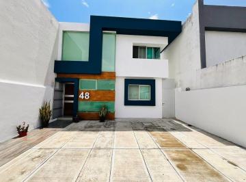 30f72798312db5d6034a435c9bb8bc8a6ea3da5335b4c4e8c71bf24b6b20e526 · Casa en Venta en Veracruz Fracc. Lomas de La Rioja con Doble Altura