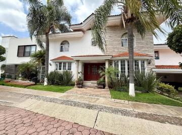 Casa en condominio de 4 habitaciones, Zapopan · Casa en Venta en Parque de La Castellana