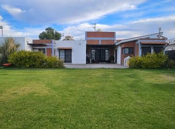 Casa de 5 habitaciones, San Pedro Tlaquepaque · Hermosa Casa de Campo Cerca de La Ciudad de Guadalajara