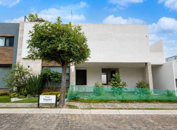 Casa · 420m² · 4 Recámaras · 2 Estacionamientos · Casa Parque Durango - Lomas de Angelopolis