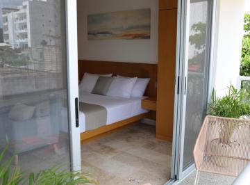 Departamento de 1 habitación, Solidaridad · Renta de Estudio con Balcon a Una Cuadra de La 5ta Av con Alberca