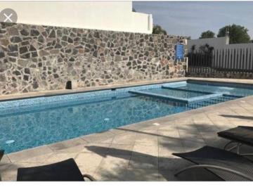 Casa · 163m² · 3 Recámaras · 2 Estacionamientos · Casa en Renta en Privada Bleu, Valle de Juriquilla, Querétaro, Querétaro.