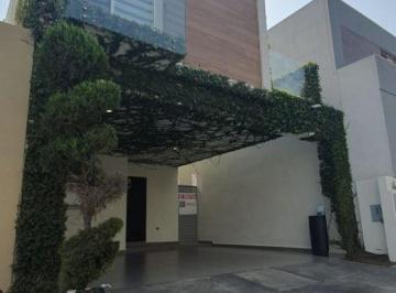 Casa de 3 habitaciones, Monterrey · Rento Hermosa Casa en Espacio Cumbres!