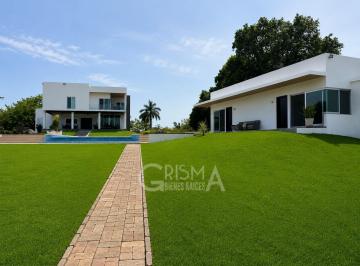 Casa · 4161m² · 5 Recámaras · 5 Estacionamientos · Venta Casa Campestre, Juana Moza, Tuxpan Ver