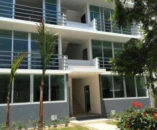Departamento · 55m² · 1 Recámara · Departamento en Renta con Jardin en El Centro de Playa del Carmen