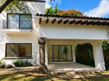 Casa en condominio de 3 habitaciones, Cuernavaca · Casa Moderna en Venta en Privada – Acapantzingo, Cuernavaca
