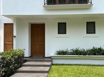 Casa de 3 habitaciones, Coyoacán · Residencia en Venta en El Fortin Chimalistac