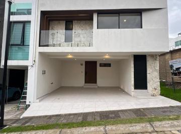 FACHADA · Casa en Venta en Parque Quintana Roo