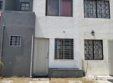 Casa en condominio · 90m² · 2 Recámaras · 1 Estacionamiento · Casa en Venta en Las Bugambilias