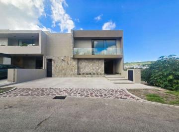 Casa en condominio de 4 habitaciones, Querétaro · Residencia en Venta en Condominio Cantera, Altozano El Nuevo Queretaro, Qro