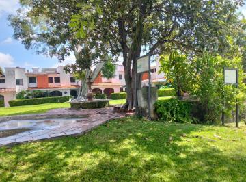 Casa en condominio · 198m² · 4 Recámaras · 2 Estacionamientos · Casa en Condominio en Chapultepec