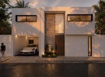Casa de 4 habitaciones, Xochitepec · Casa en Venta en Club de Golf Santa Fe, Xochitepec, Morelos