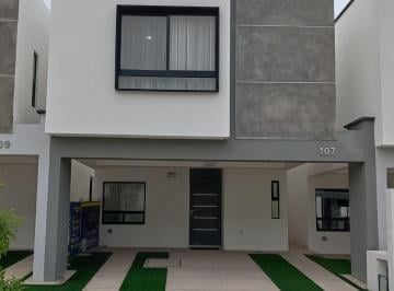 Casa de 3 habitaciones, León · Casa en Venta en Fracc. Capittala