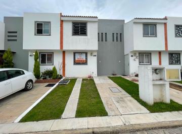 Casa · 80m² · 2 Recámaras · 1 Estacionamiento · Casa - Cuautlancingo