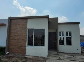 Casa de 3 habitaciones, Epazoyucan · En Venta, Hermosa Casa de 3 Recamaras, Ubicada en Fraccionamiento El Sauce, Xochihuacan, Hgo.