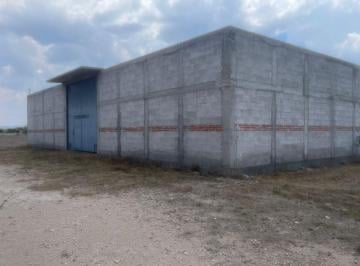 b4d7771e60079cd7bfd790776c59f39be8e639574fa41d6cdf2cb8adf30b3e0c · Terreno con Construcción en Area de Bodegas San Juan del Rio