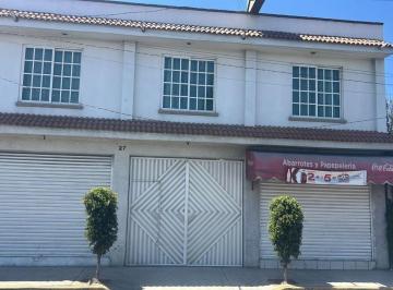 Casa · 223m² · 4 Recámaras · 3 Estacionamientos · Casa Sola en Venta en Santa María Nativitas, Chimalhuacán, México