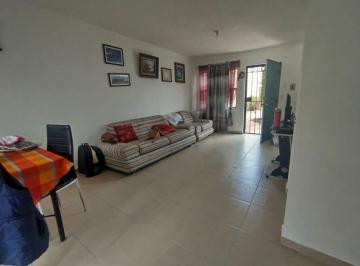 Casa de 2 habitaciones, El Marqués · Casa en Renta con Patio Ubicada en Real Solare