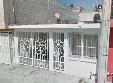 Casa de 2 habitaciones, Salamanca · Casa en Venta en Deportivo Salamanca Guanajuato