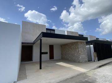 Casa · 298m² · 3 Recámaras · 2 Estacionamientos · Casa Nueva, Amplios Espacios y Equipada
