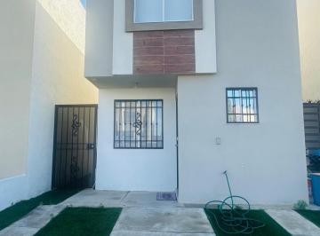 Casa en condominio · 57m² · 2 Recámaras · 2 Estacionamientos · Casa en Renta en Viñas del Mar en Área de Santa Fe en Tijuana - (4)