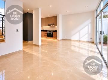 Casa en condominio · 154m² · 3 Recámaras · 2 Estacionamientos · Casa en Condominio - Manantiales del Cimatario