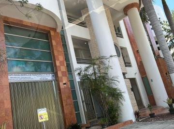 Oficina · 100m² · 3 Recámaras · 1 Estacionamiento · Renta Oficina Av Nichupte 110 Mt $30000
