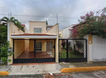 Casa de 3 habitaciones, Benito Juárez · Se Vende Casa en Colonia Supermanzana Can