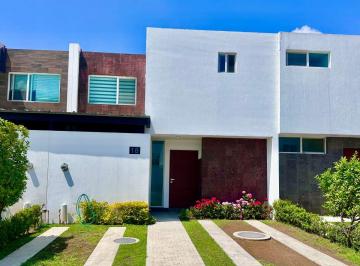 Casa de 3 habitaciones, Zapopan · Casa en Renta, Fracc. El Real II, Zona Real de Guadalajara, Jalisco. Cerca del Tec de Monterrey.