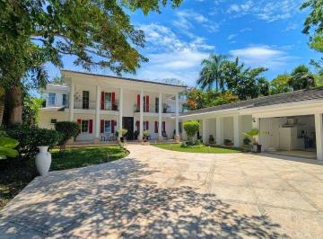 2c88687dbf8a7edb8a7a7da0927ab1273af8e1e184f3f3aba16ab242b0e73e94 · Venta de Casa Dentro de Club de Golf La Ceiba Impecable