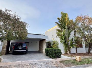 d7a46fa5dc4b7c33078e67b677cc37a178507bb3d8bf4cf0cbb90d60afc29f33 · Se Vende Casa en Cutzam, Yucatan Country Club