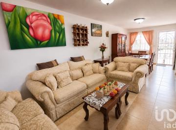 Casa · 126m² · 3 Recámaras · 1 Estacionamiento · Casa en Venta Queretaro Corregidora
