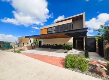 Casa en condominio de 4 habitaciones, Querétaro · Espectacular Residencia en Venta en Cond. Terral Altozano El Nuevo Queretaro, Qro