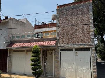 Casa de 4 habitaciones, Venustiano Carranza · Casa en Venta con 222 m de Construcción, 4 Recámaras y un Loft, en Jardín Balbuena, Cdmx