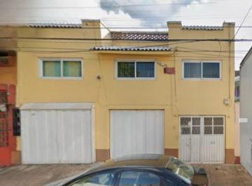 Casa de 4 habitaciones, Miguel Hidalgo · Casa en Venta, Colonia Torre Blanca, Miguel Hidalgo, Cdmx. Propiedad Adjudicada