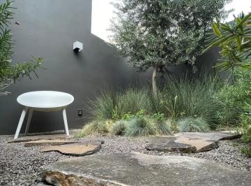 1 · Casa en Mayorazgo de Una Planta en Venta