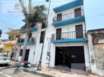 Departamento · 1386m² · 28 Recámaras · 14 Estacionamientos · Edificio Residencial en Venta en Veracruz Centro Gis 24 - 4582