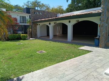 Casa en condominio de 3 habitaciones, Tonalá · Casa con Alberca Climatizada y Terraza
