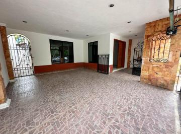 Casa de 3 habitaciones, Cuernavaca · Casa Amplia en Las Palmas, Cuernavaca