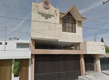 Casa de 4 habitaciones, Celaya · Casa en Venta en Col Las Arboledas Celaya Guanajuato