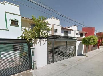 Casa en Venta de 3 habitaciones Arboledas de Ibarrilla · Casa en Venta en Col Arboledas de Ibarrilla Guanajuato