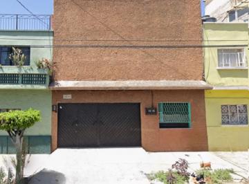 Casa de 4 habitaciones, Gustavo A. Madero · Casa en Venta, Colonia Mártires de Río Blanco, Gam, Cdmx. Propiedad Adjudicada *len