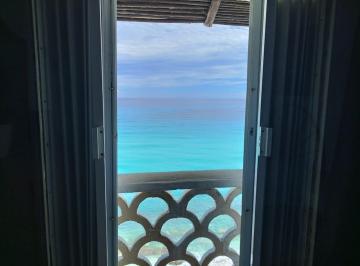 Departamento · 55m² · 1 Recámara · 1 Estacionamiento · Departamento Frente Al Mar en Venta en Cancun
