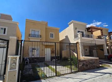 Casa en condominio de 3 habitaciones, Zempoala · Casa en Venta Al Sur de Pachuca | 122 m² de Terreno en Privada Córcega, Los Viñedos