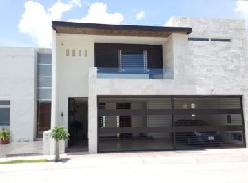 Casa de 4 habitaciones, Aguascalientes · ¡No Compres Una Casa "Hecha Para Vender"! Conoce Casa Viracocha