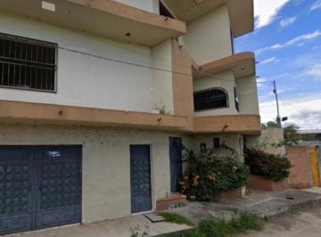 Casa de 3 habitaciones, Zacapu · Casa en Venta en Col 18 de Octubre Zacapu Michoacan