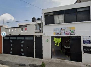 Casa de 3 habitaciones, Morelia · Casa en Venta en Col Cuauhtemoc Morelia Michoacan
