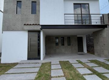Casa en condominio de 4 habitaciones, Metepec · Casa en Venta en Condado del Valle Metepec